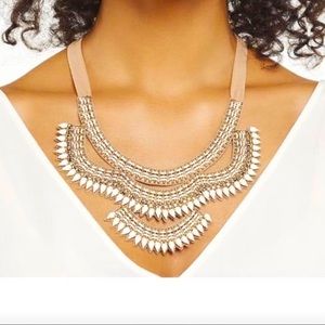 Stella & Dot tiered Florence necklace